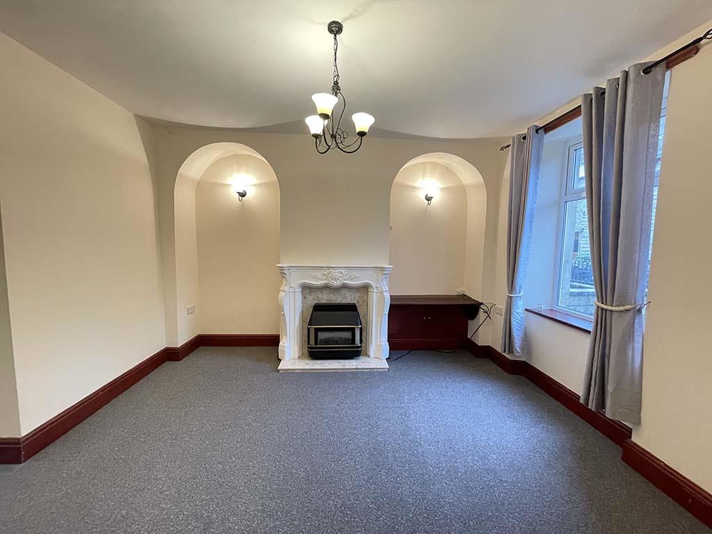 3 bedroom terraced house Let Agreed in Barnoldswick - IMG_8296.jpg